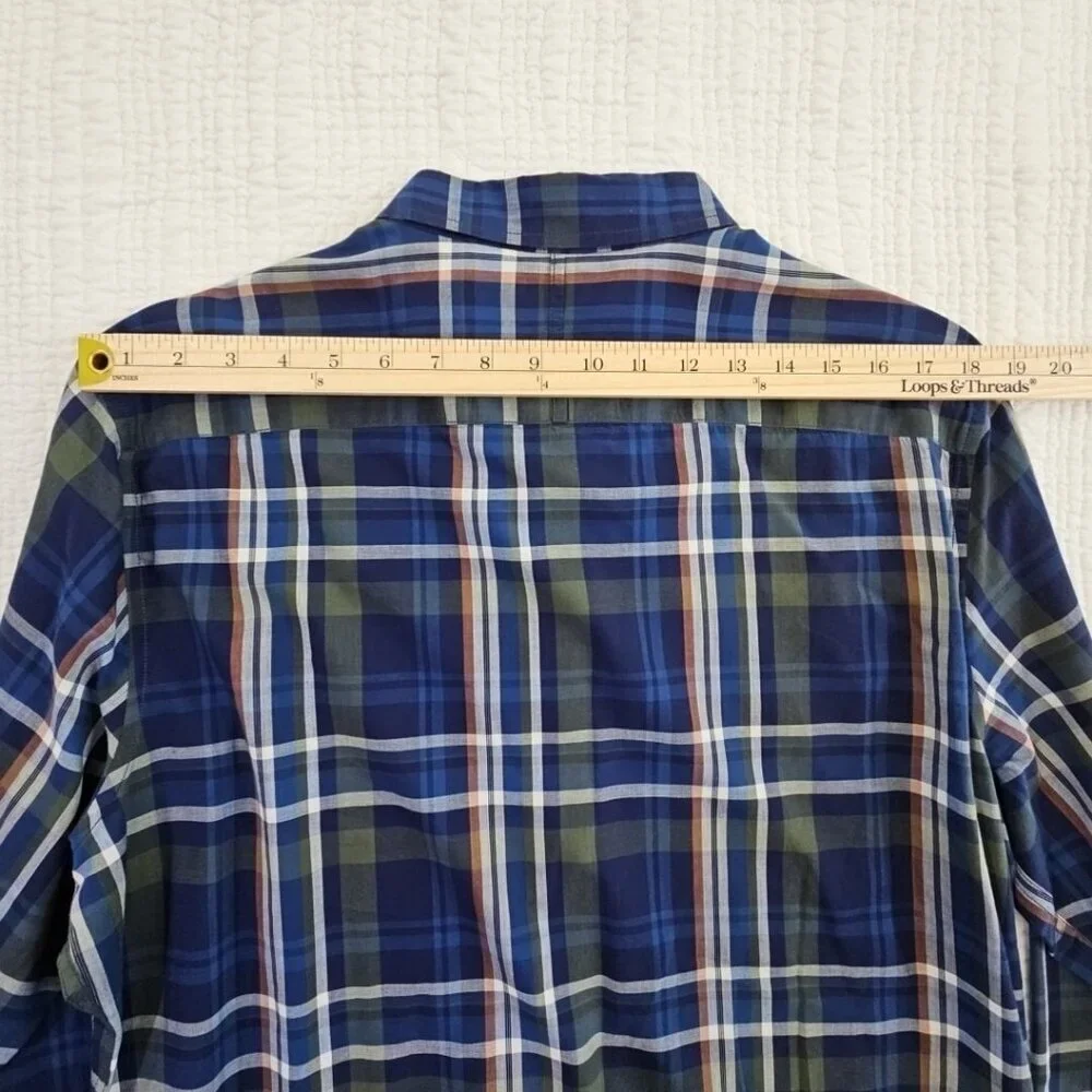 Banana Republic Untucked Slim Fit Shirt Men's L Large Navy Blue Plaid EUC‎ LN